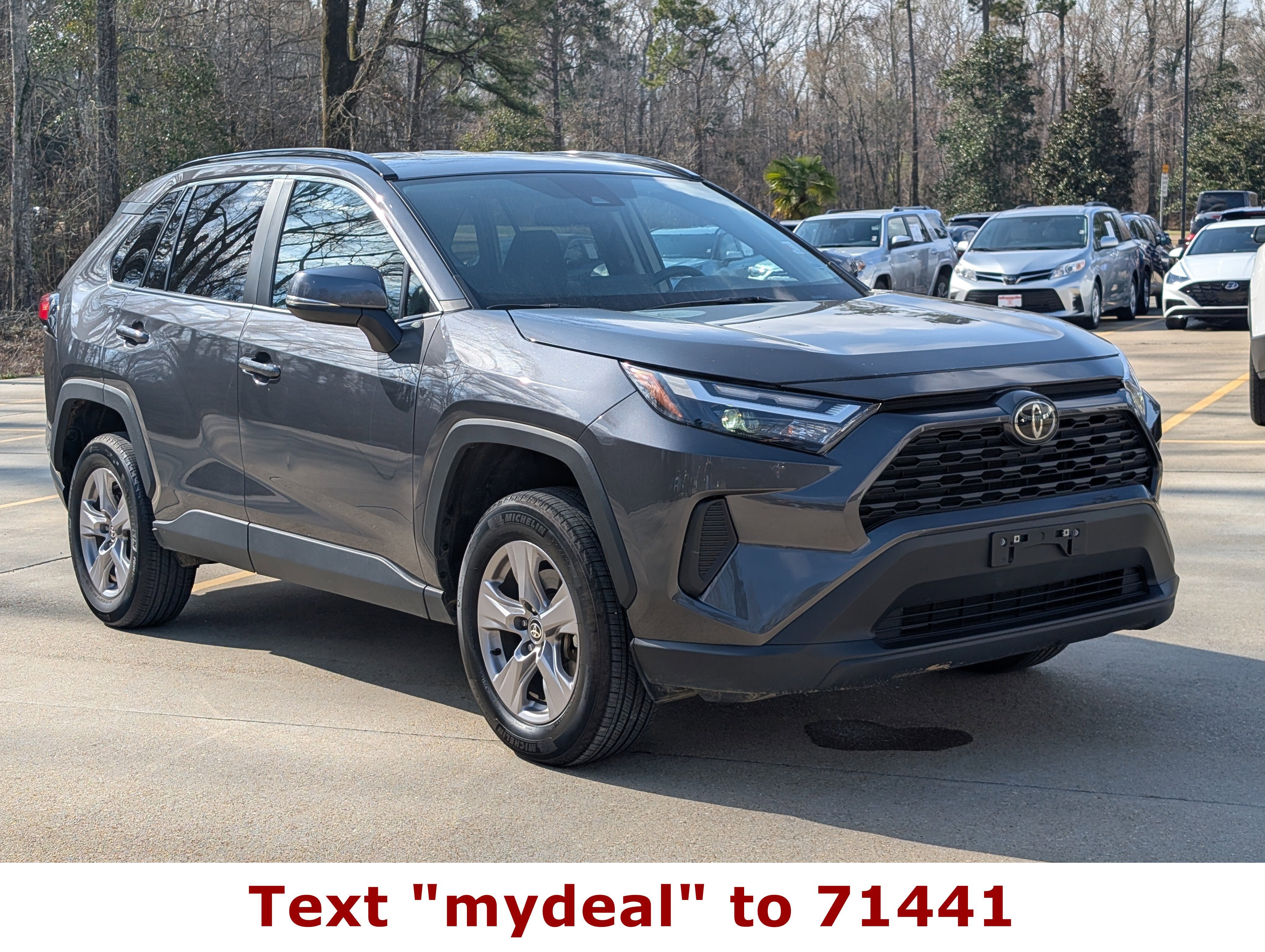 2025 Toyota RAV4 XLE