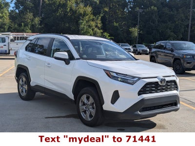 2025 Toyota RAV4 XLE