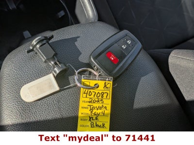 2025 Toyota RAV4 XLE