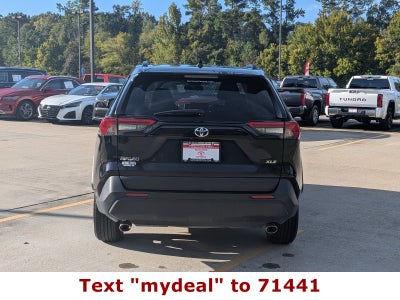 2025 Toyota RAV4 XLE