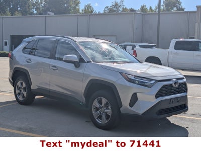 2025 Toyota RAV4 XLE