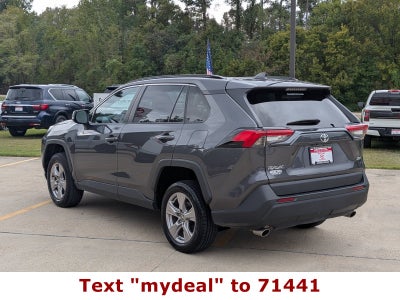 2025 Toyota RAV4 XLE