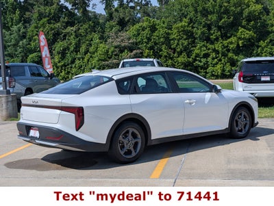 2025 Kia K4 LXS