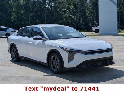 2025 Kia K4 LXS