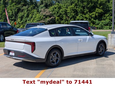 2025 Kia K4 LXS
