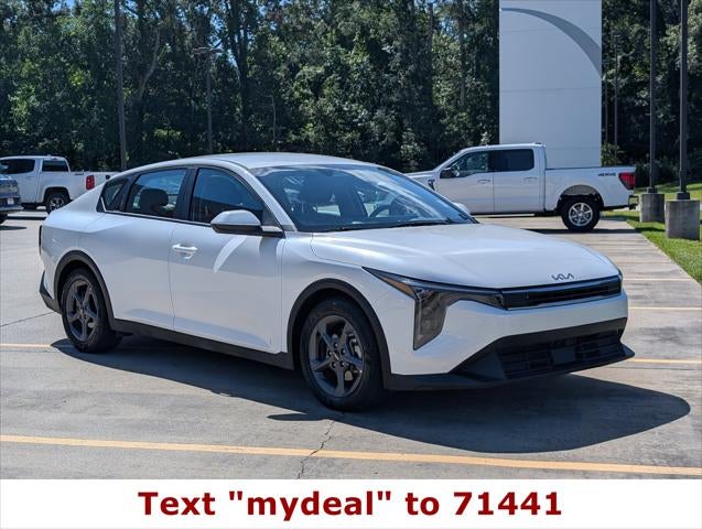 2025 Kia K4 LXS