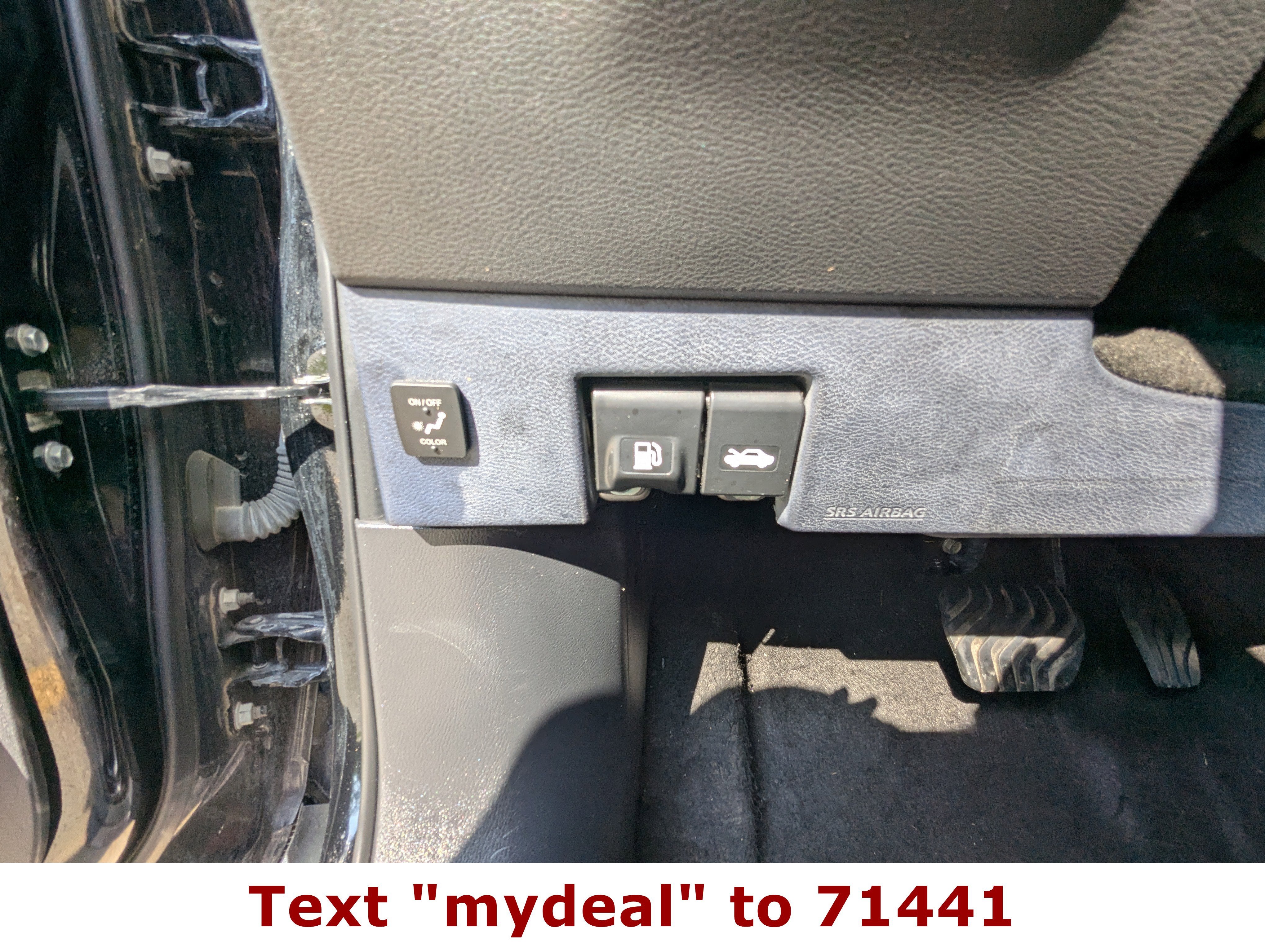 2022 Nissan Kicks SR