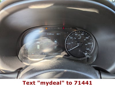 2022 Nissan Kicks SR