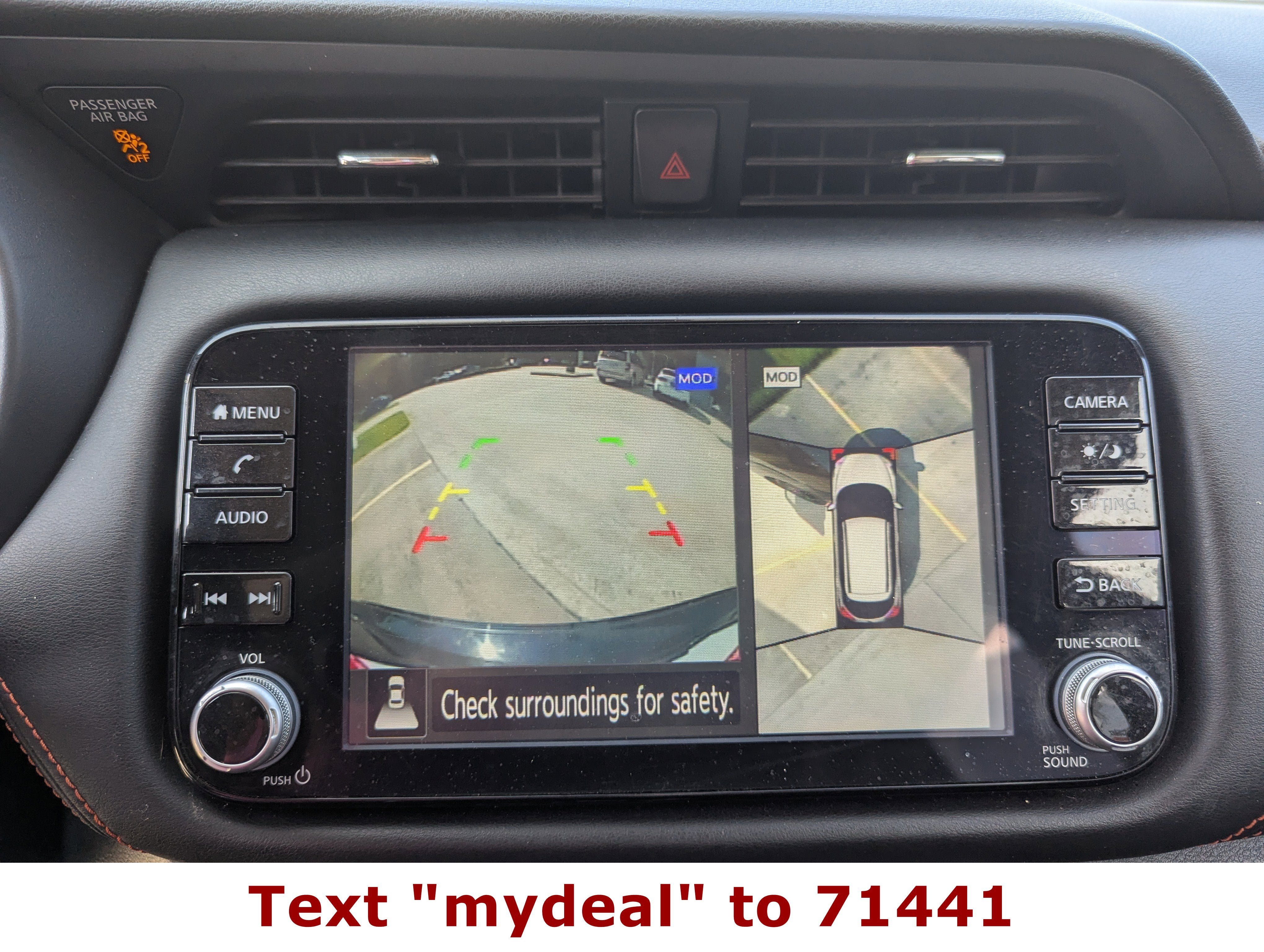 2022 Nissan Kicks SR