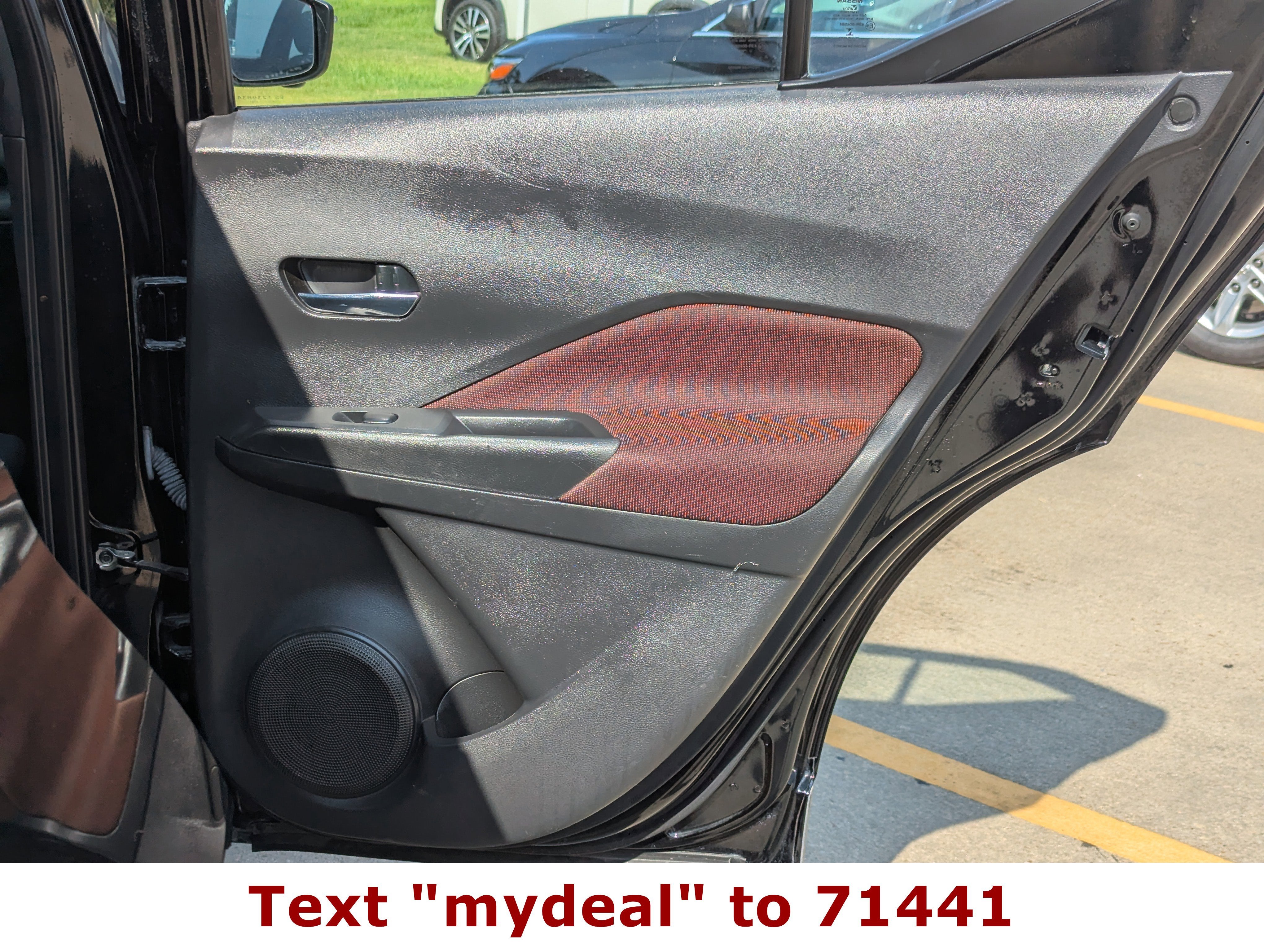 2022 Nissan Kicks SR