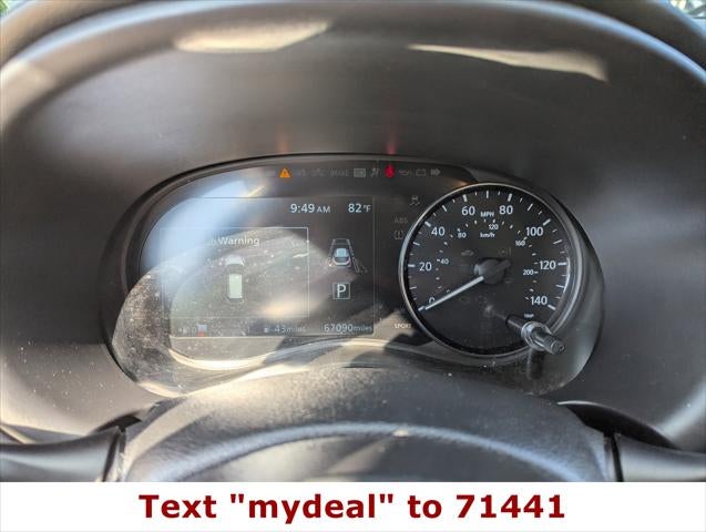 2022 Nissan Kicks SR