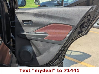 2022 Nissan Kicks SR