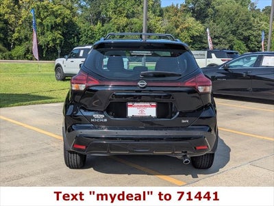 2022 Nissan Kicks SR