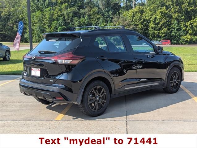 2022 Nissan Kicks SR