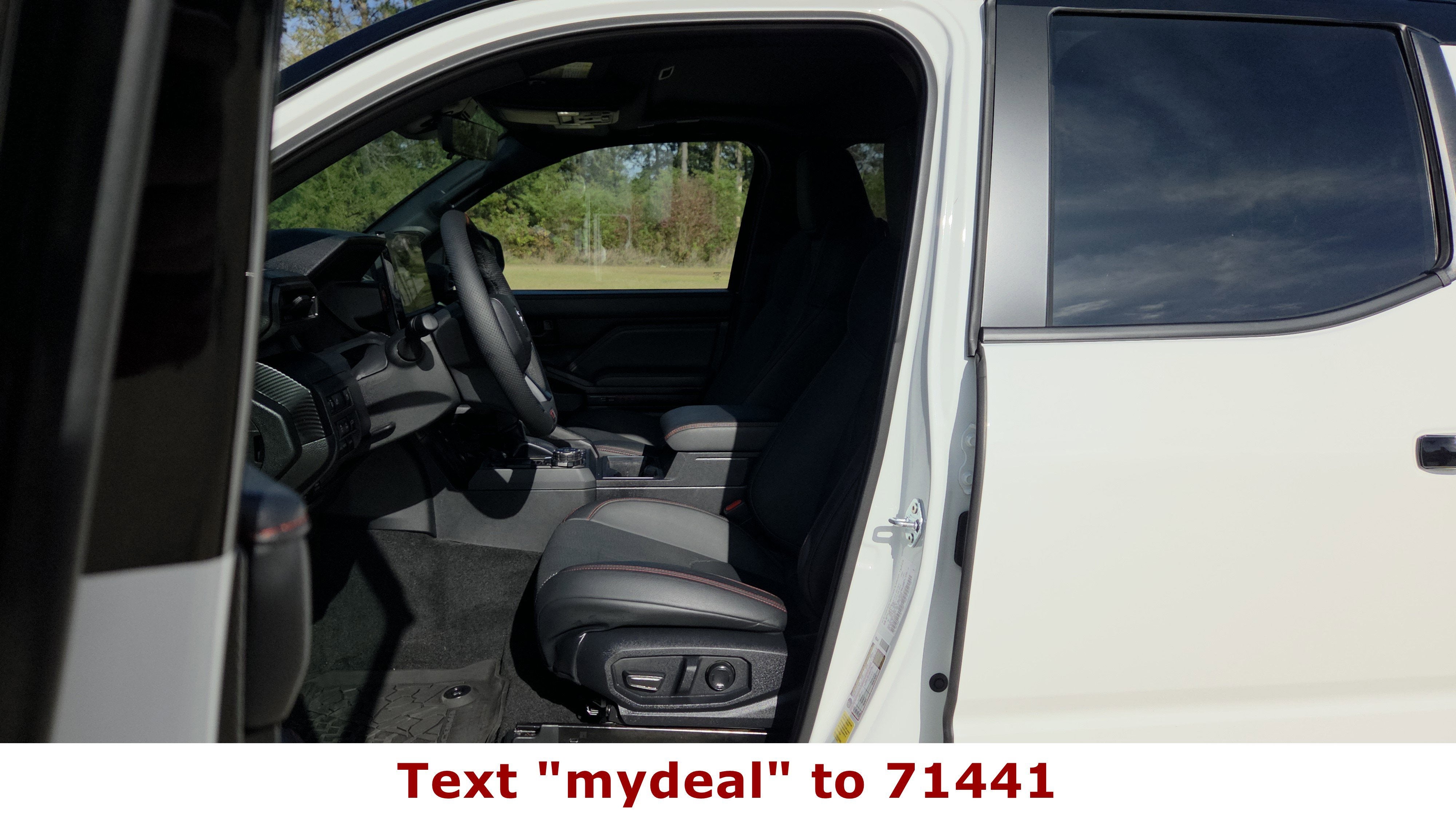 2025 Toyota Tacoma 4WD TRD Pro Hybrid