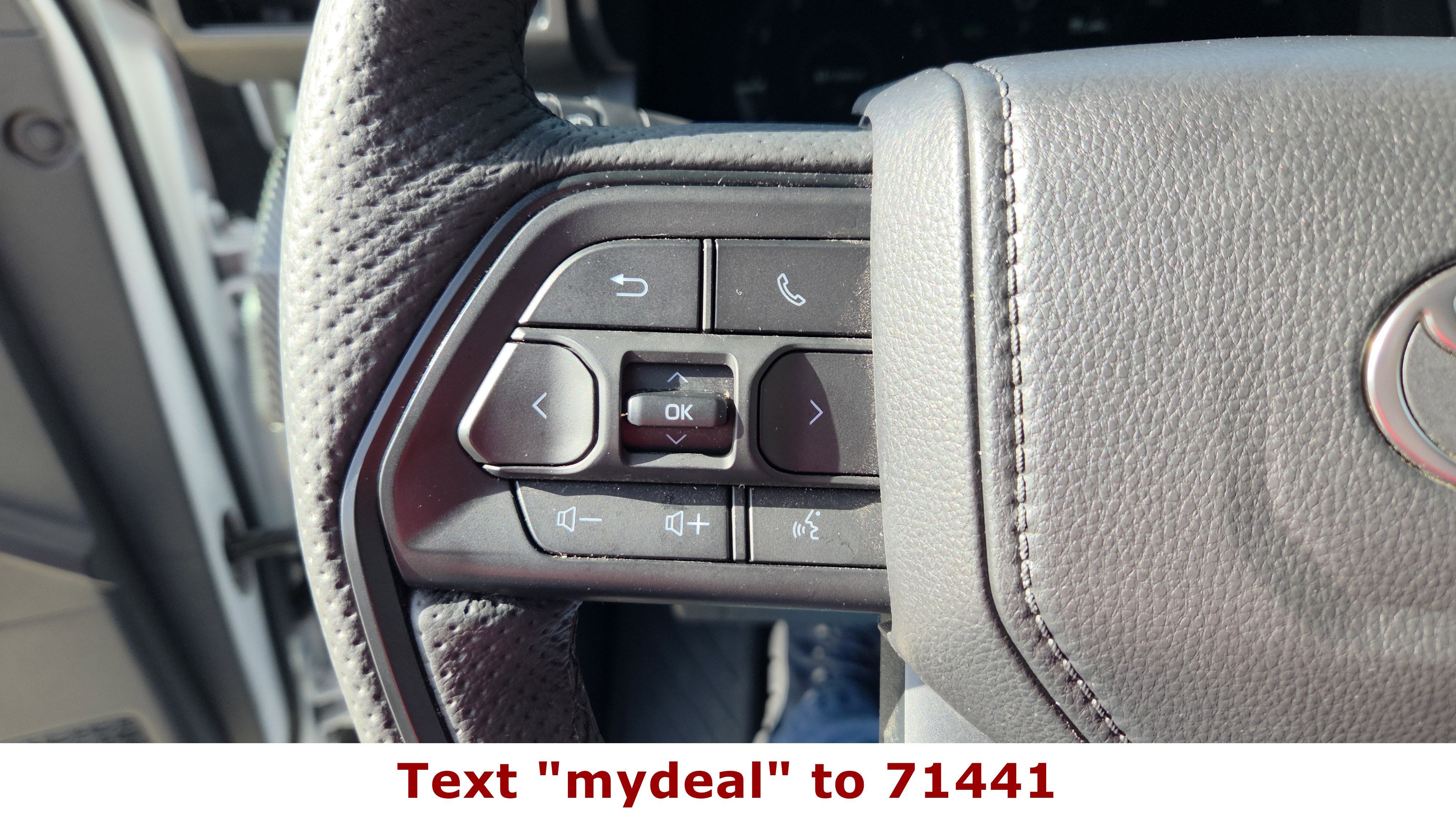 2025 Toyota Tacoma 4WD TRD Pro Hybrid