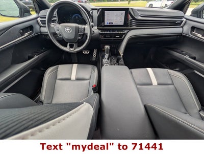 2025 Toyota Camry SE