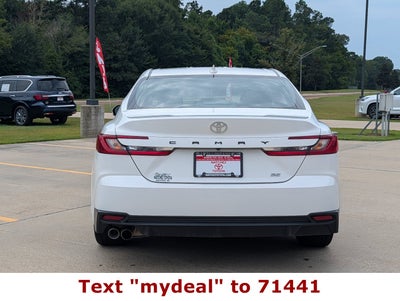 2025 Toyota Camry SE
