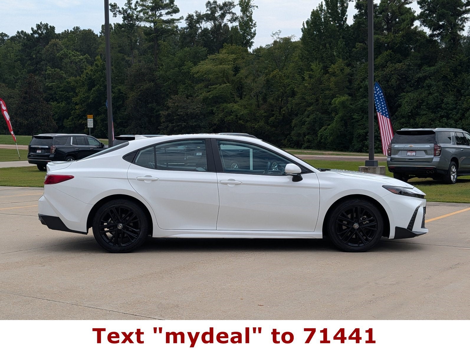 2025 Toyota Camry SE