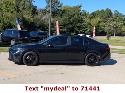 2025 Toyota Camry SE
