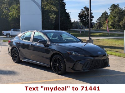 2026 Toyota Camry SE