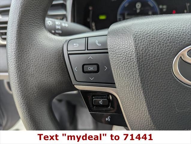 2025 Toyota Camry LE