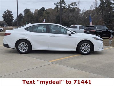 2025 Toyota Camry LE