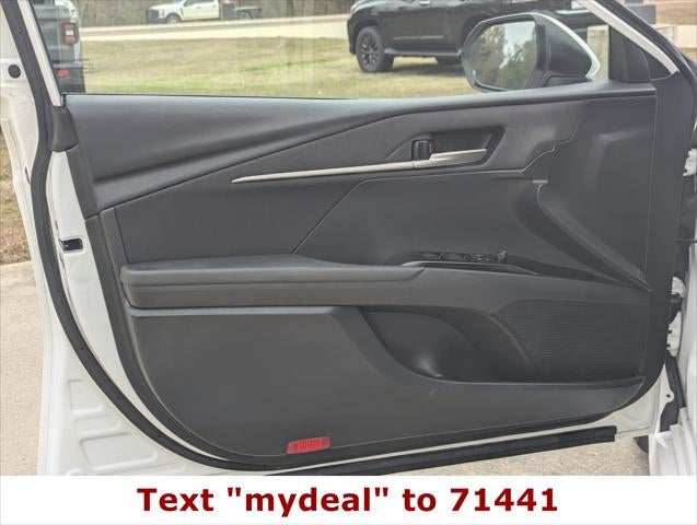 2025 Toyota Camry LE