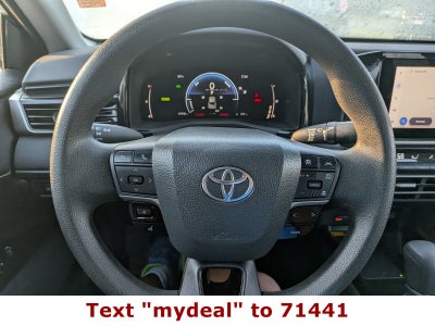 2025 Toyota Camry LE
