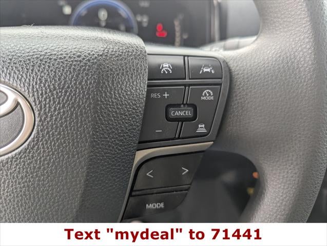 2025 Toyota Camry LE