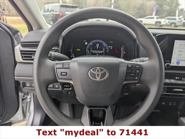 2025 Toyota Camry LE