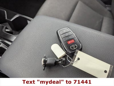 2025 Toyota Camry LE