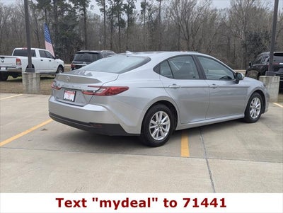 2025 Toyota Camry LE