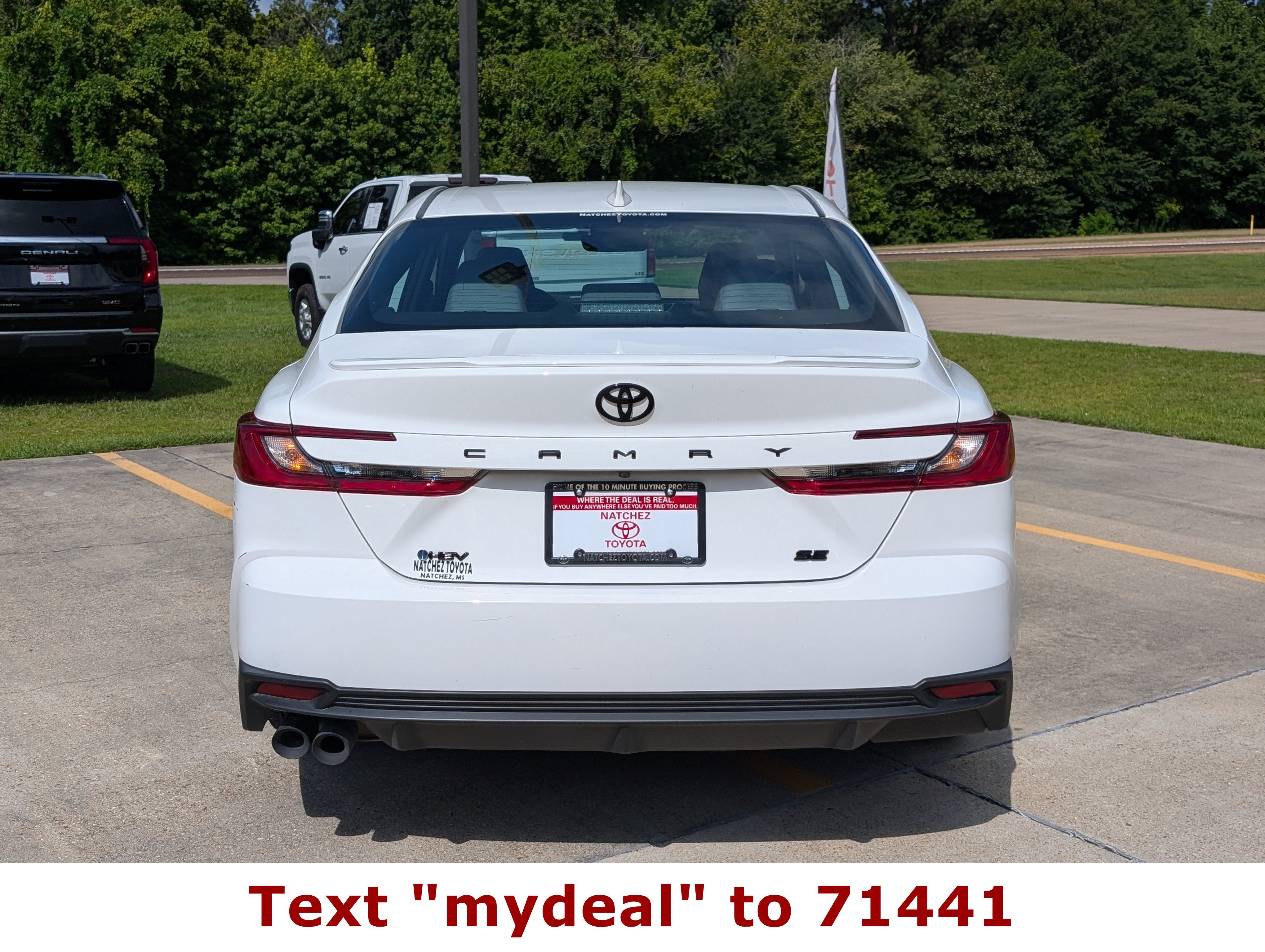 2025 Toyota Camry SE