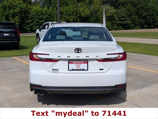 2025 Toyota Camry SE
