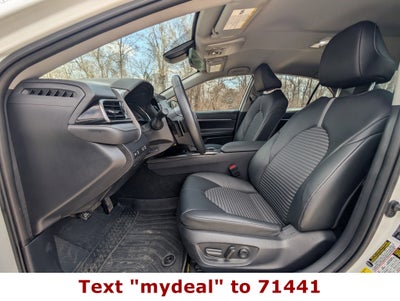 2024 Toyota Camry SE