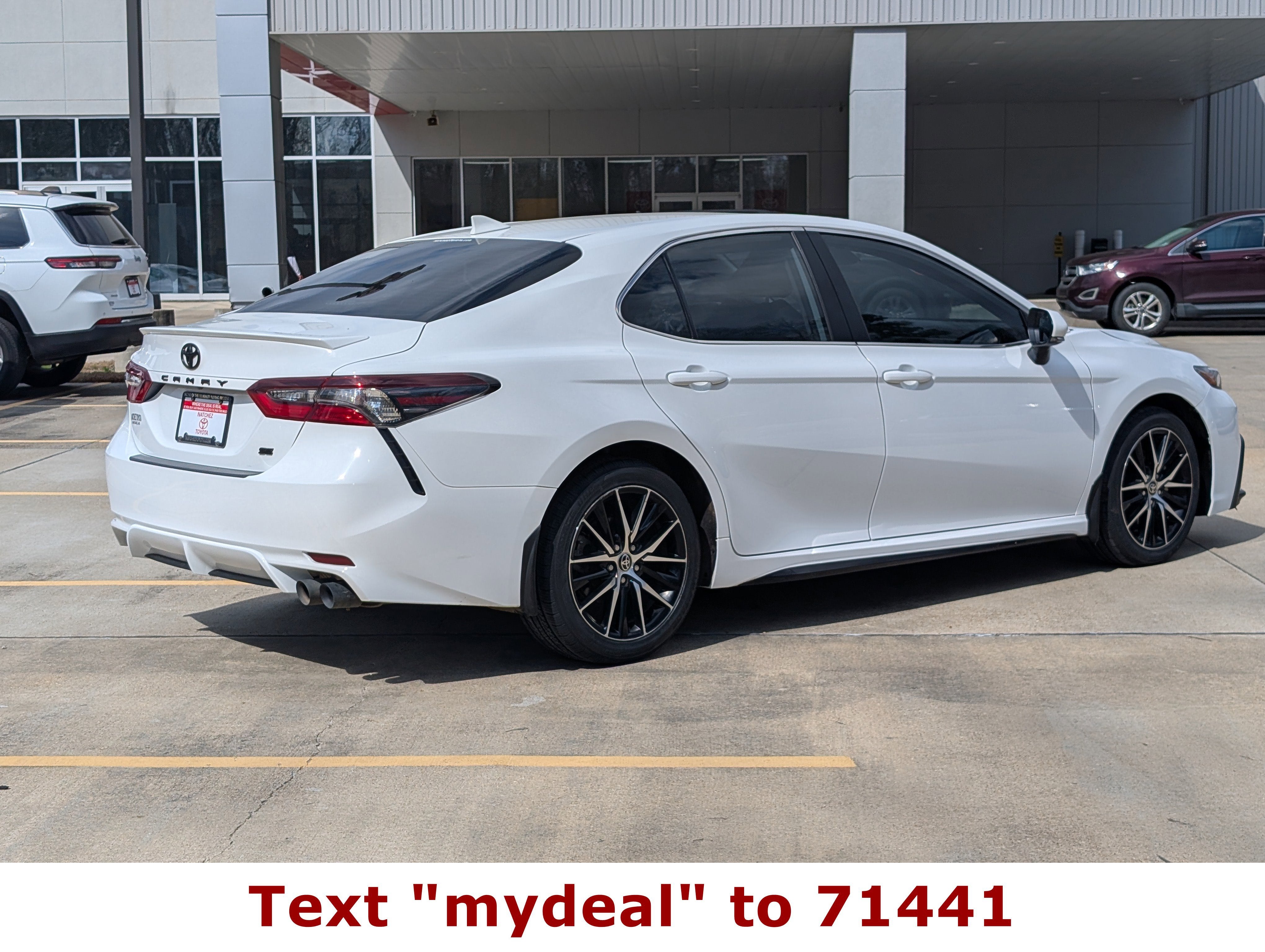 2024 Toyota Camry SE