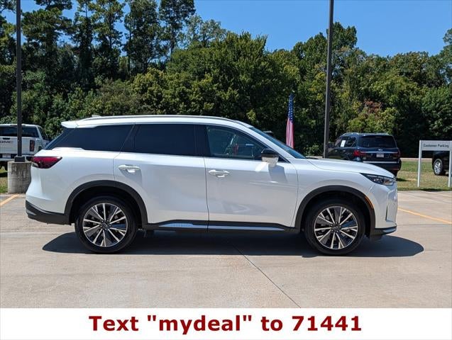 2026 INFINITI QX60 LUXE