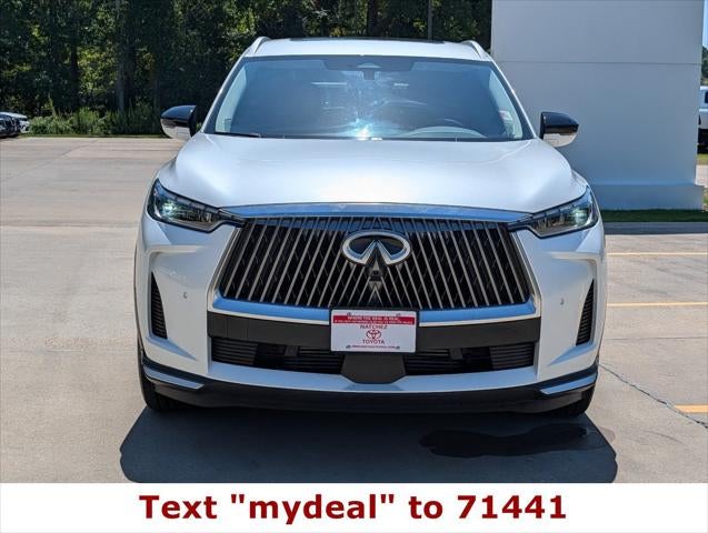 2026 INFINITI QX60 LUXE