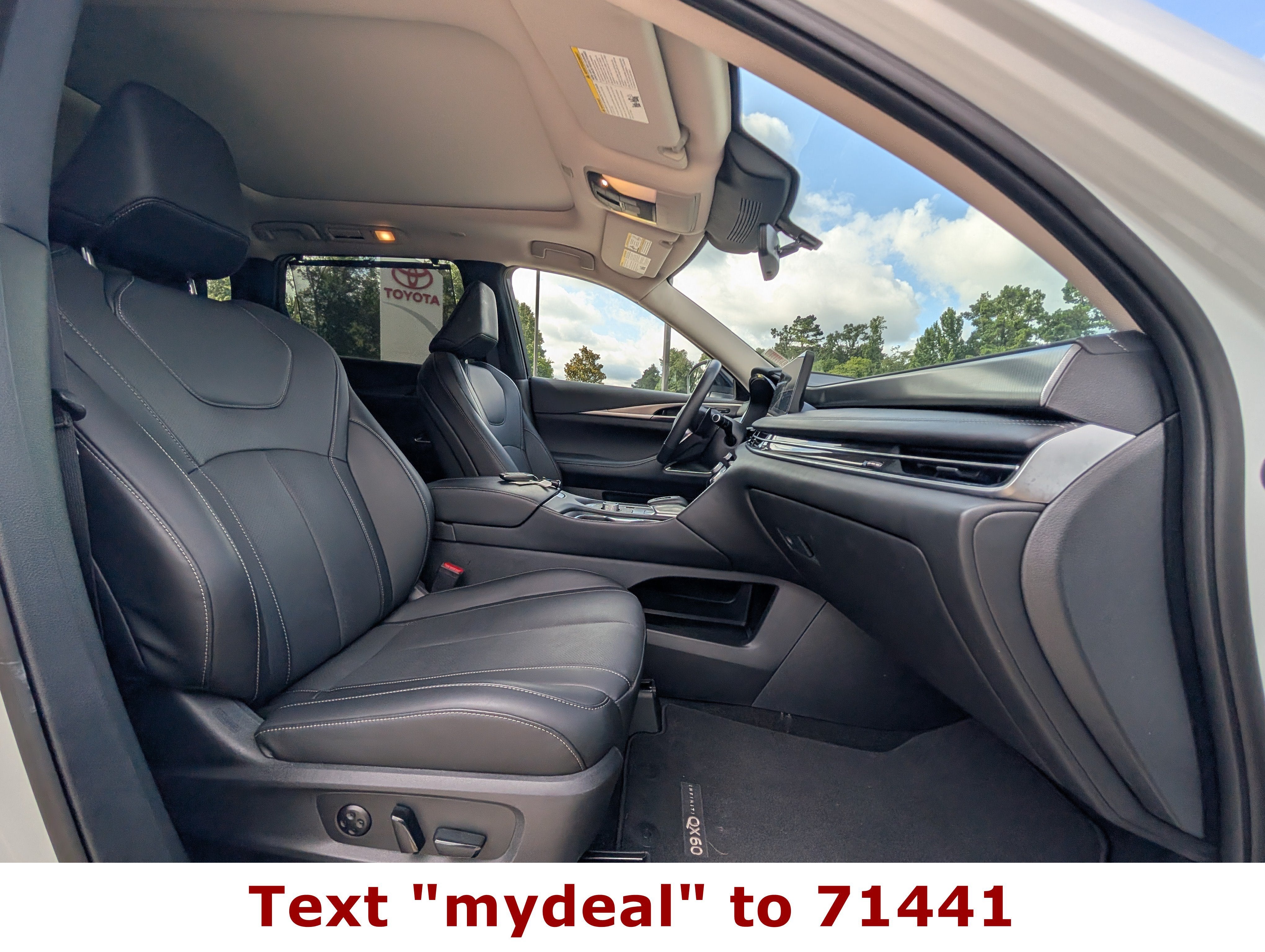 2026 INFINITI QX60 LUXE