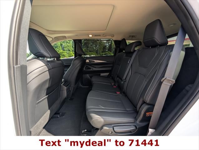 2026 INFINITI QX60 LUXE