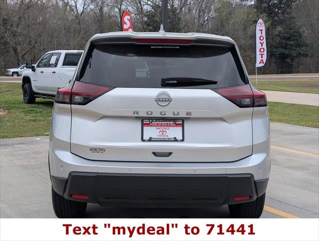 2025 Nissan Rogue SV