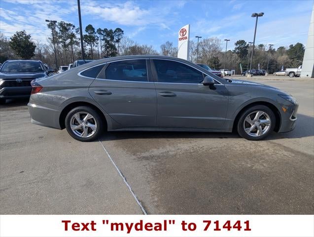 2022 Hyundai Sonata SE