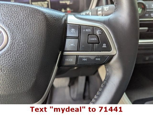 2025 Toyota Grand Highlander Base