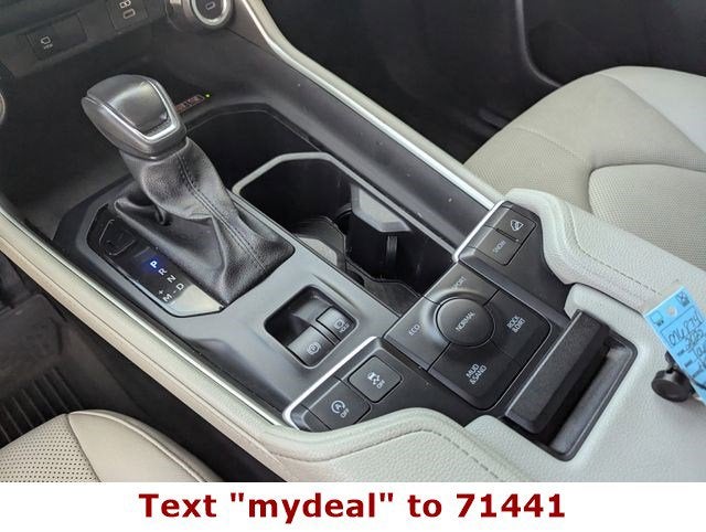 2025 Toyota Grand Highlander Base