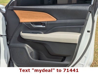 2025 Toyota Grand Highlander Base