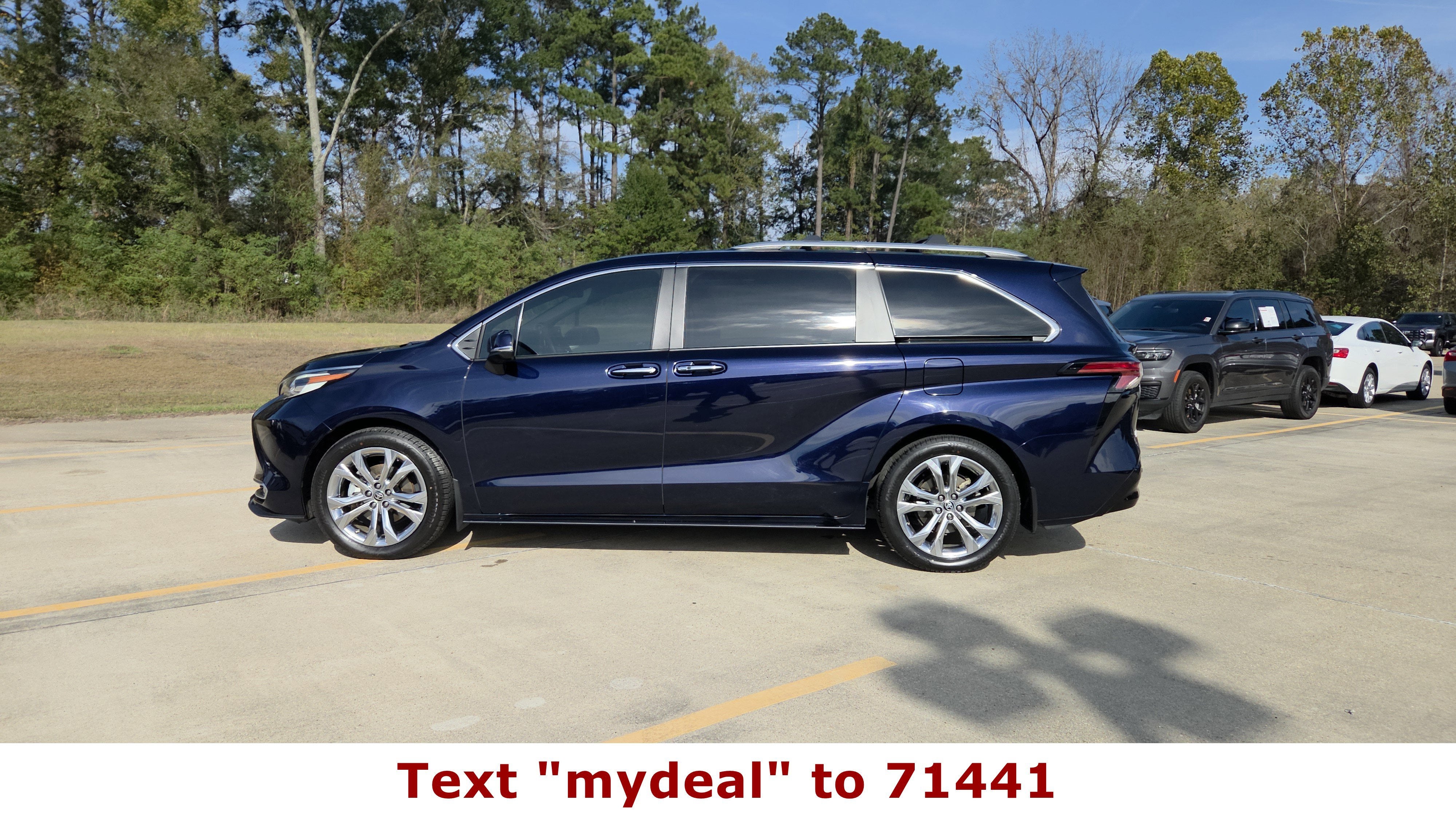 2023 Toyota Sienna Platinum