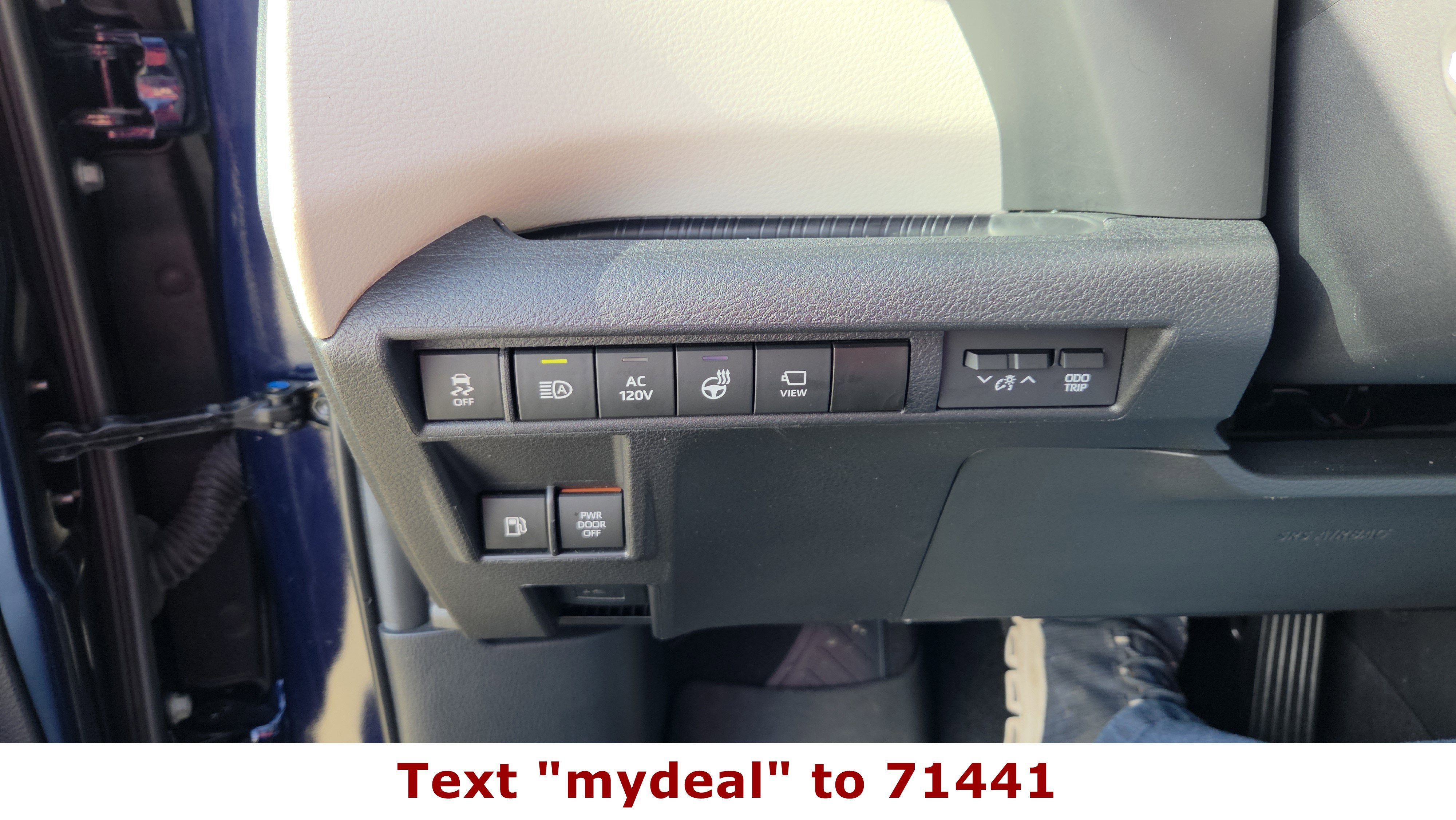 2023 Toyota Sienna Platinum