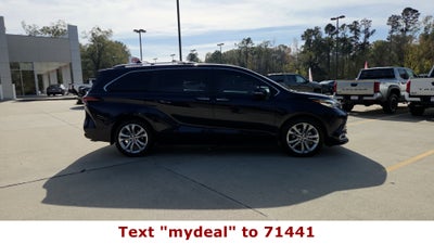 2023 Toyota Sienna Platinum