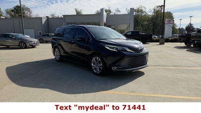 2023 Toyota Sienna Platinum